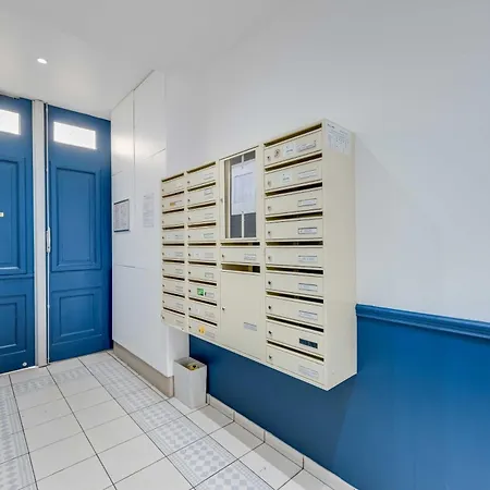Design For 2p - Batignolles Paris